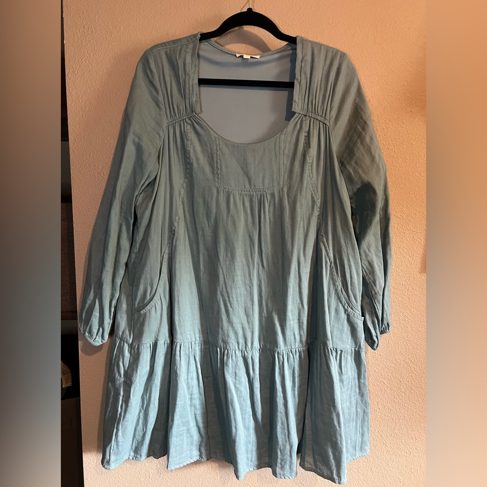 Crescent Shift-style Dress with Pockets - Size L